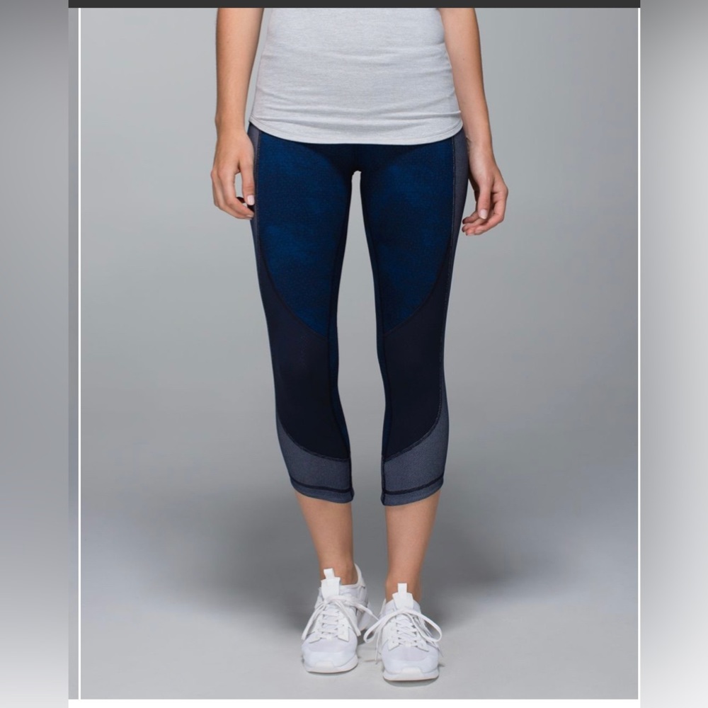 Lululemon Wunder Under Crop*Sashiko - Sz 2